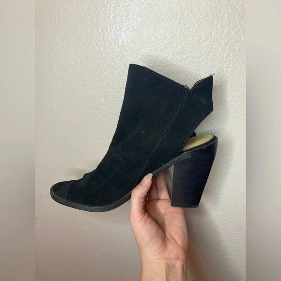 Dolce Vita Open Toed Suede Booties Size 8 Black Boots - Picture 10 of 10